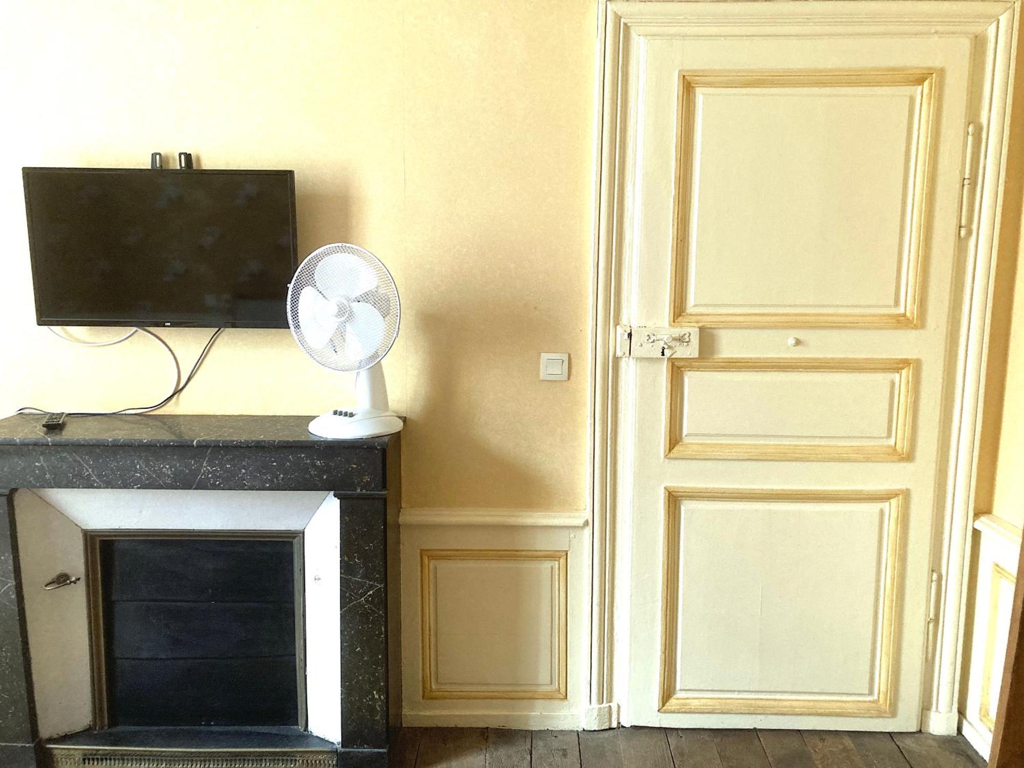 La Garconniere Centre Historique Troyes Apartment ภายนอก รูปภาพ